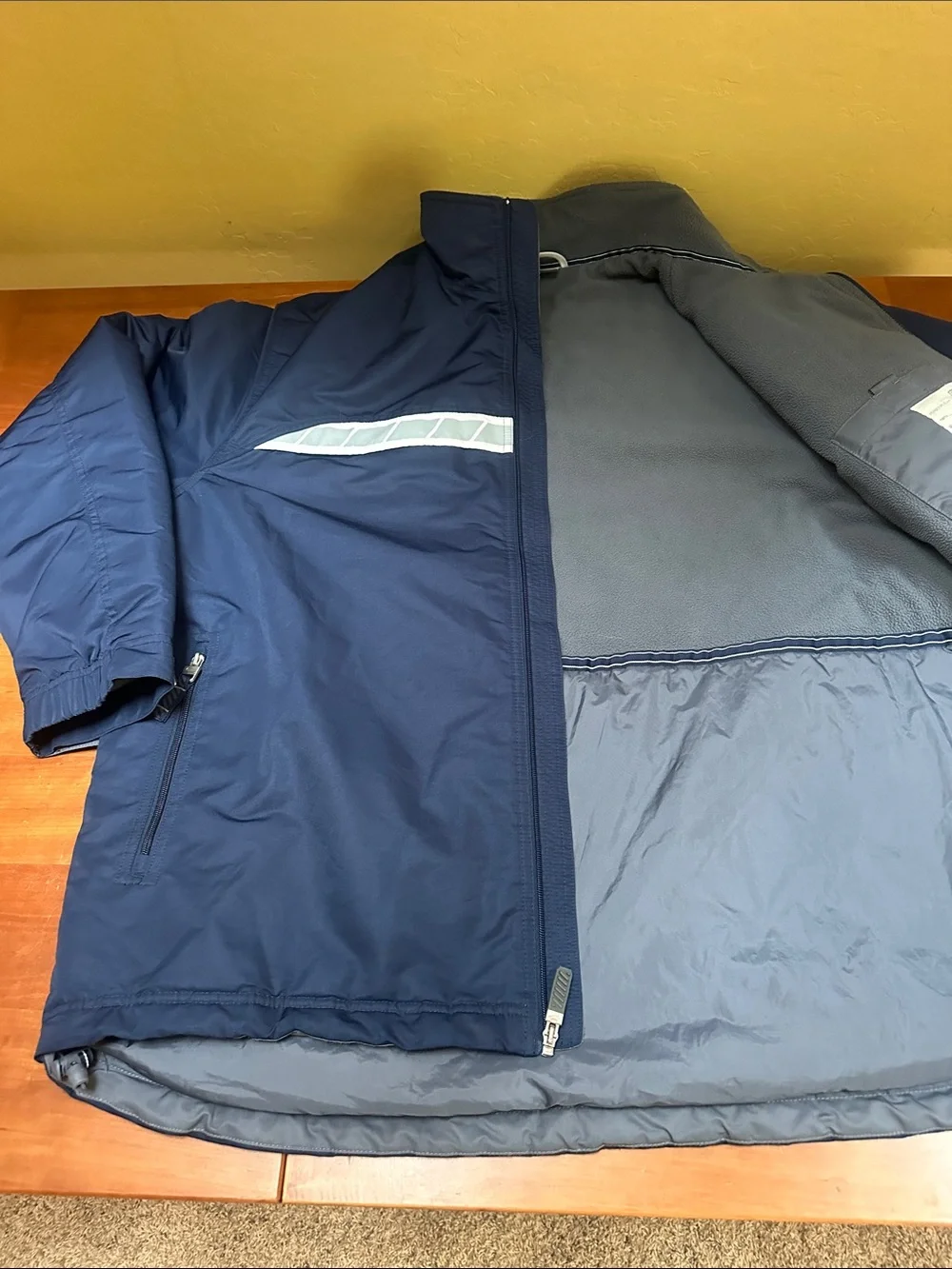 Nike Men's XXL Vintage Navy and Gray Full-Zip Insulated Windbreaker w/Fleece